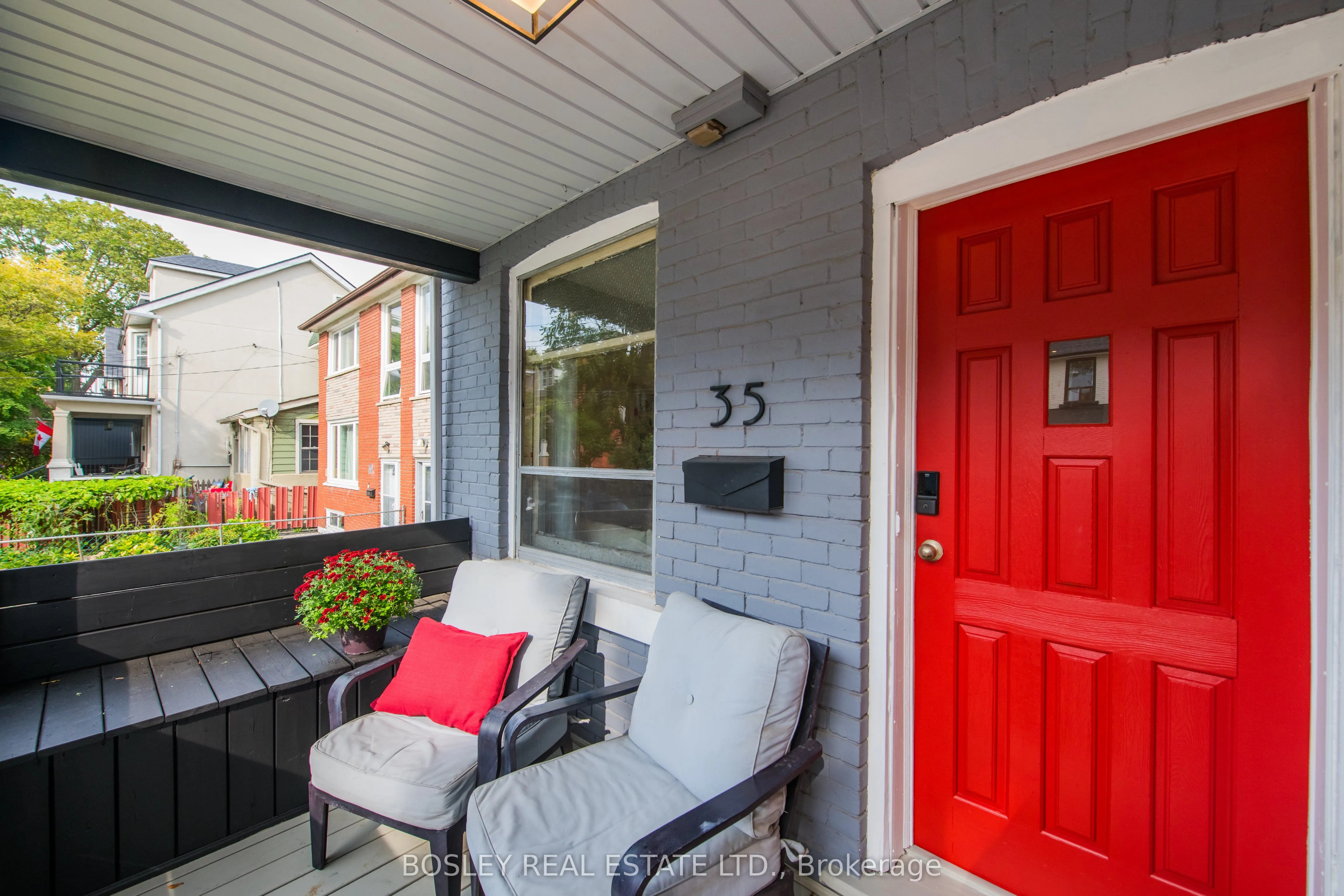 35 Winnifred Avenue