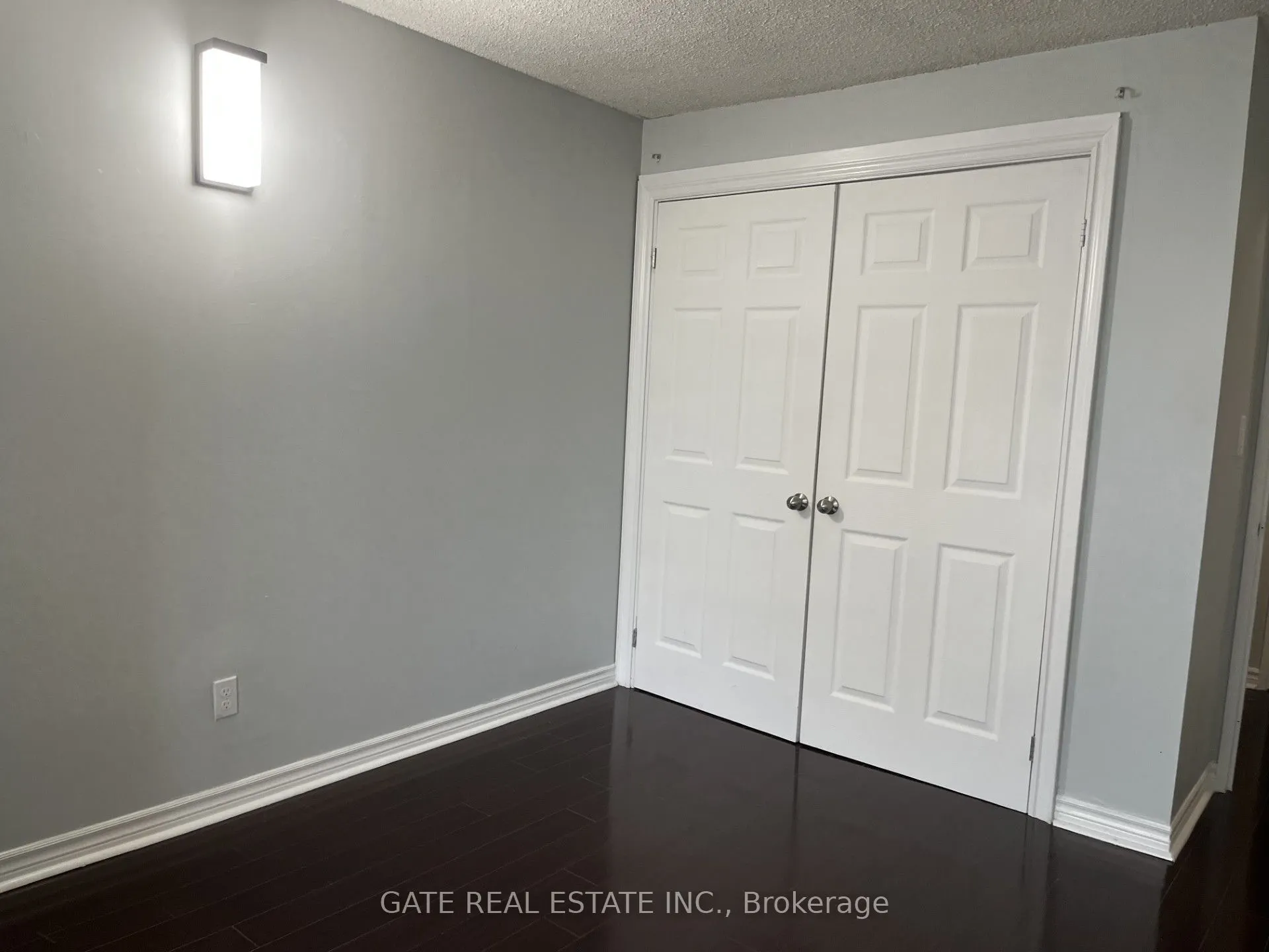 480 Mclevin Avenue, #PH8