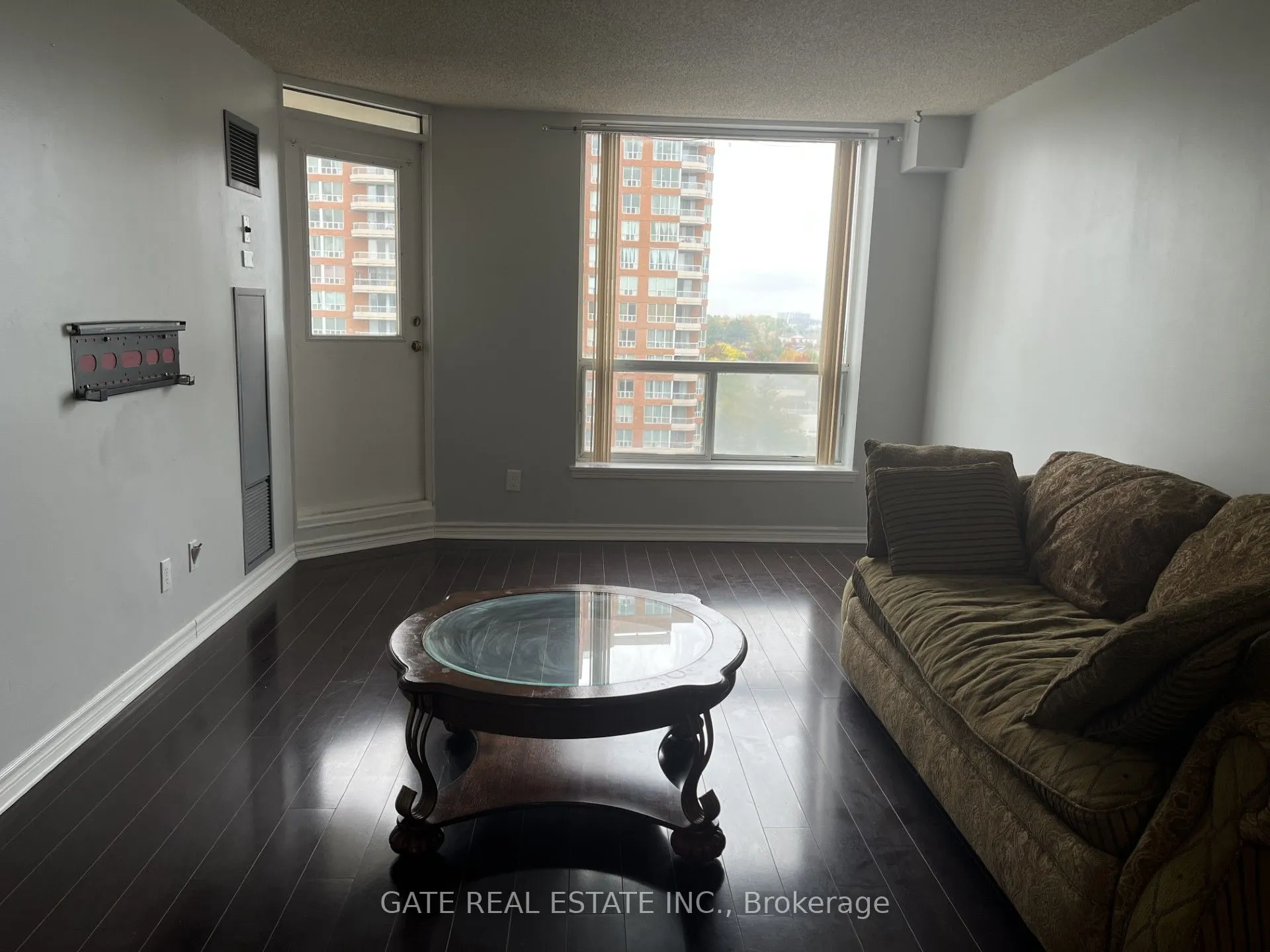 480 Mclevin Avenue, #PH8