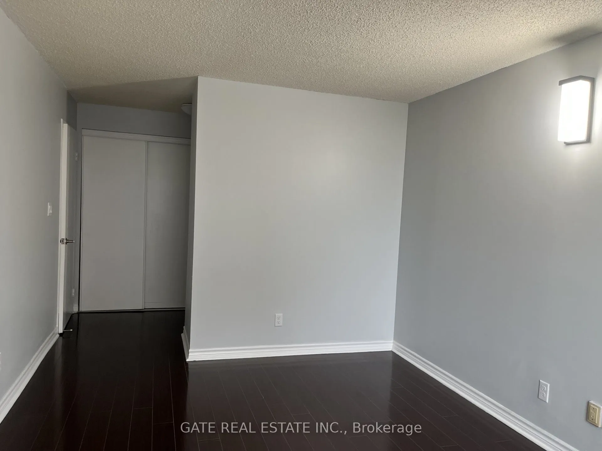 480 Mclevin Avenue, #PH8