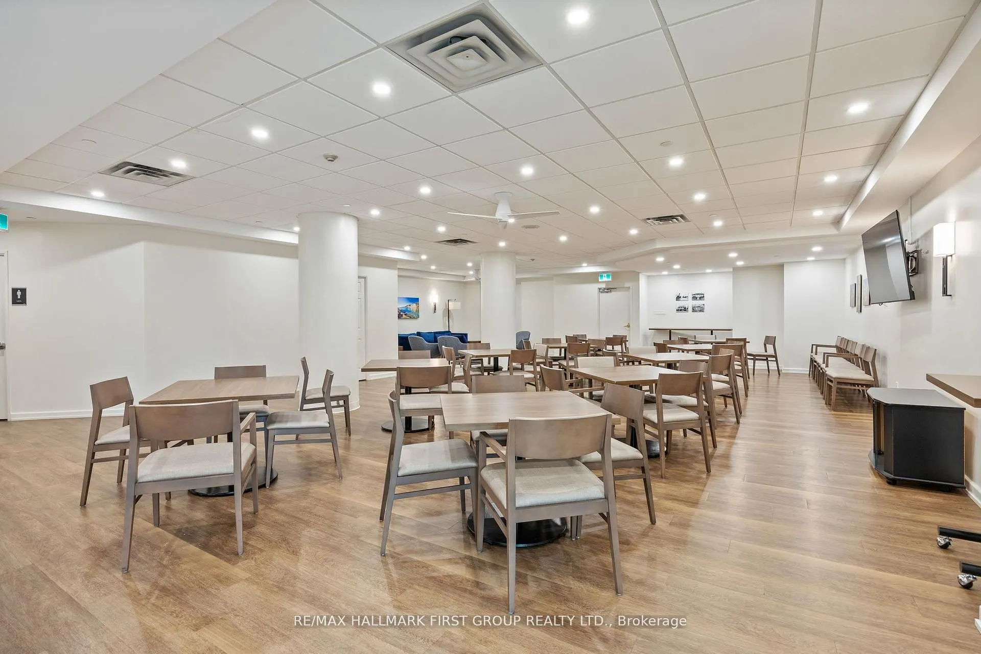 3231 Eglinton Avenue E, #506