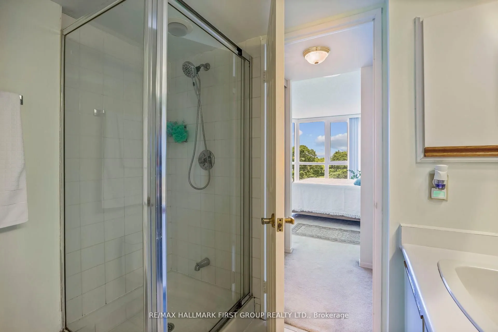 3231 Eglinton Avenue E, #506