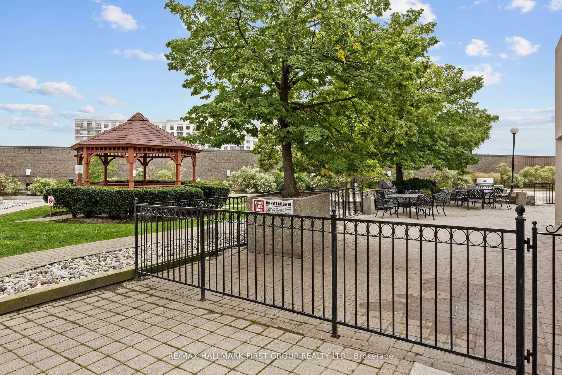 3231 Eglinton Avenue E, #506