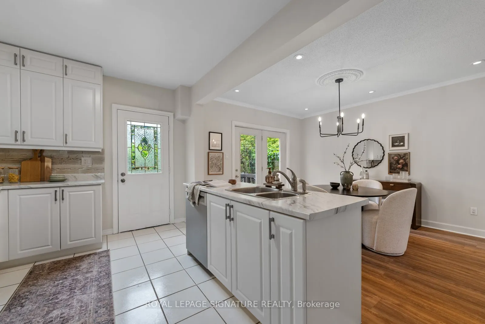25 Pepler Avenue