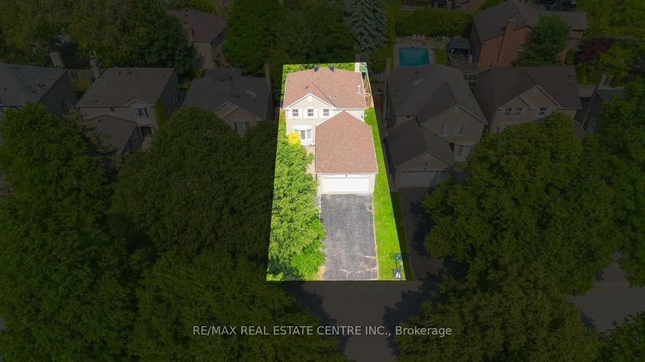 48 Hettersley Drive W