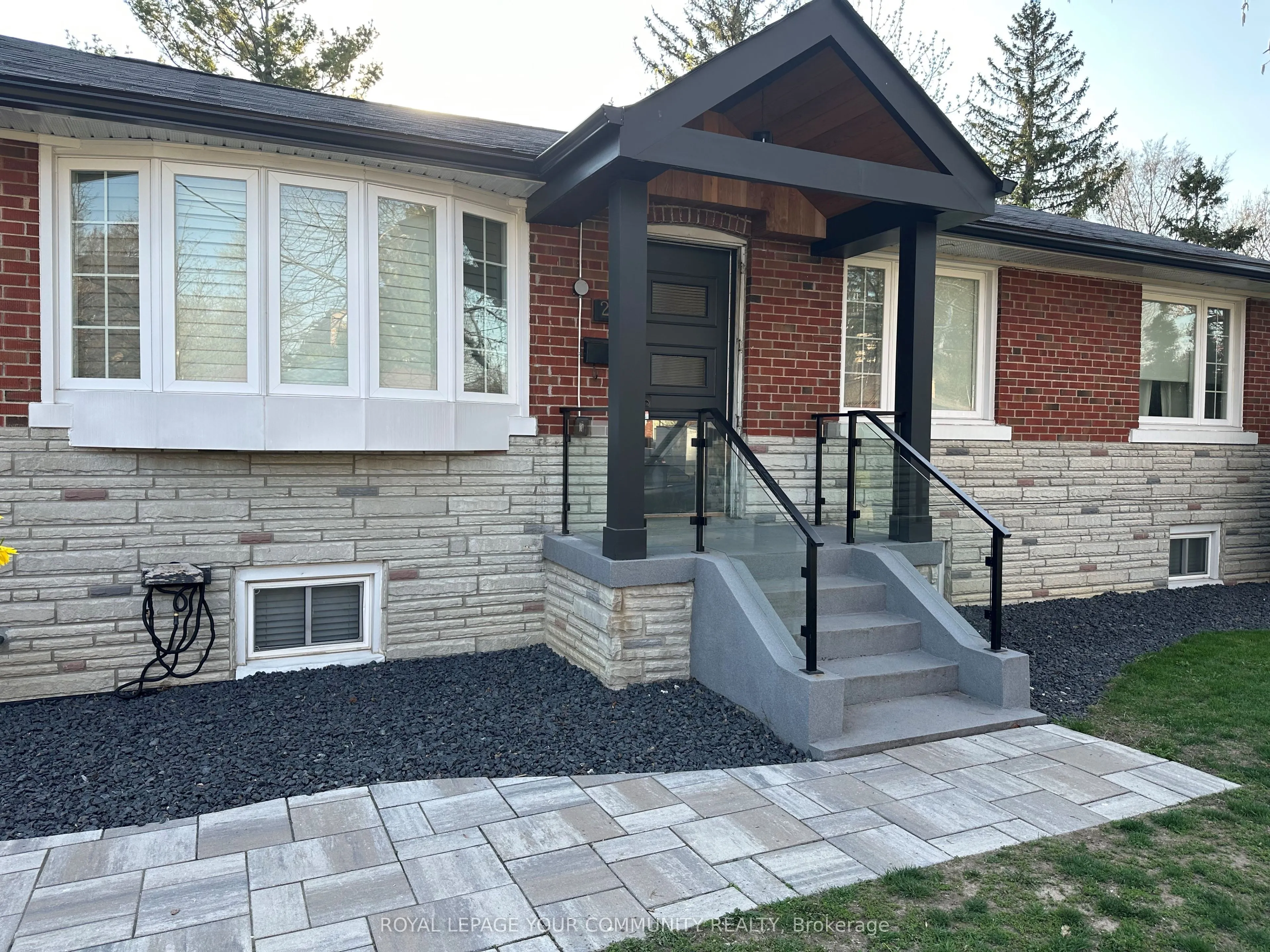 20 Bonny Lynn Court, #Main