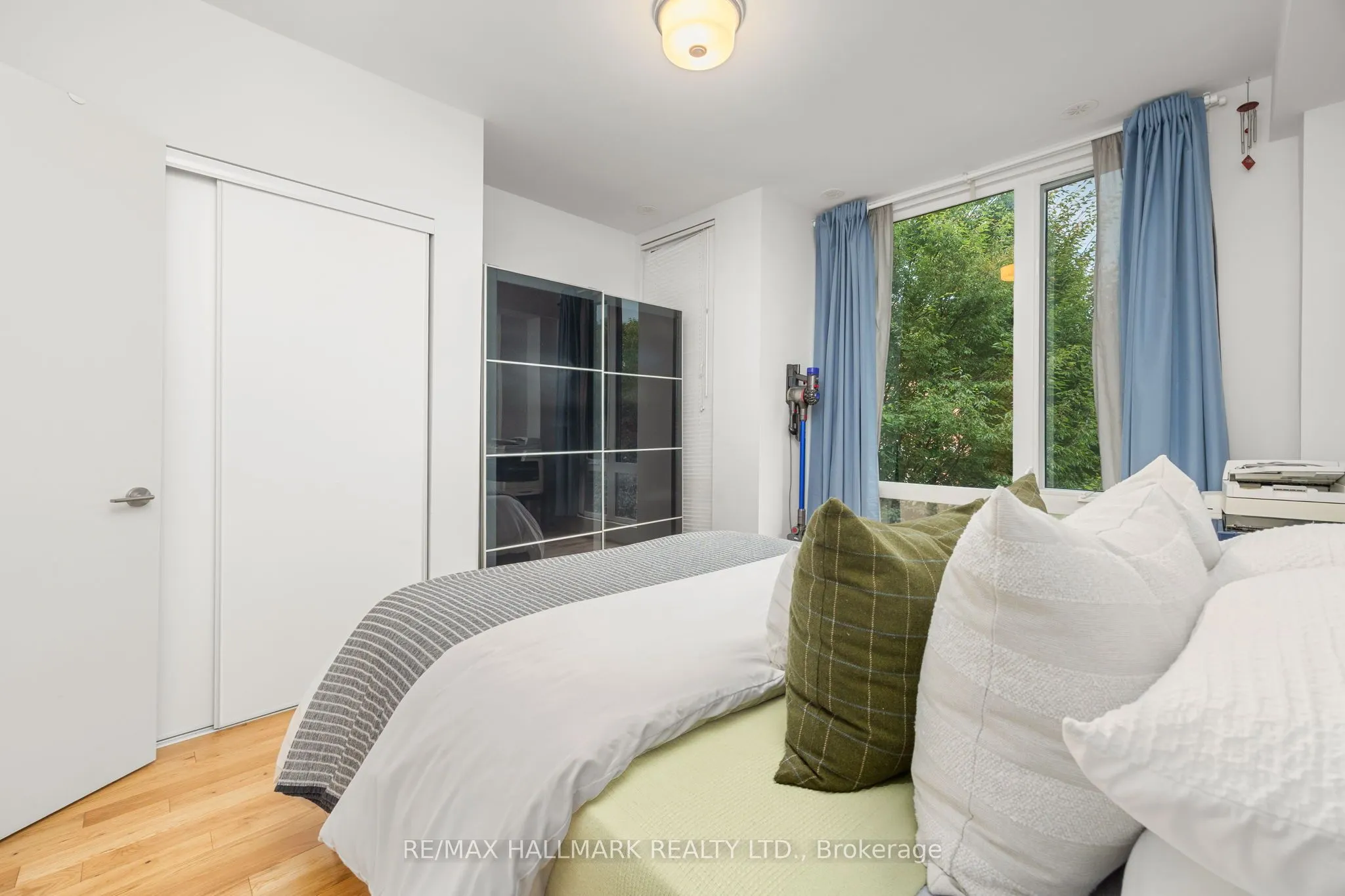 68 Boulton Avenue