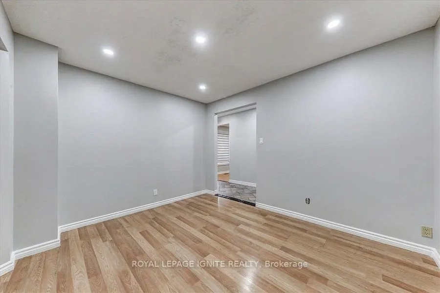 160 Twyn Rivers Drive