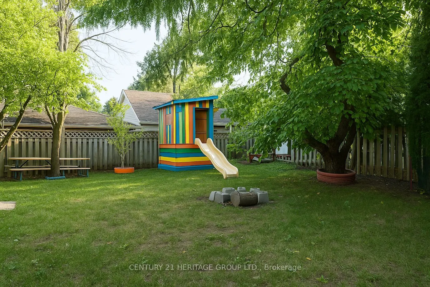 824 Thornton Road N