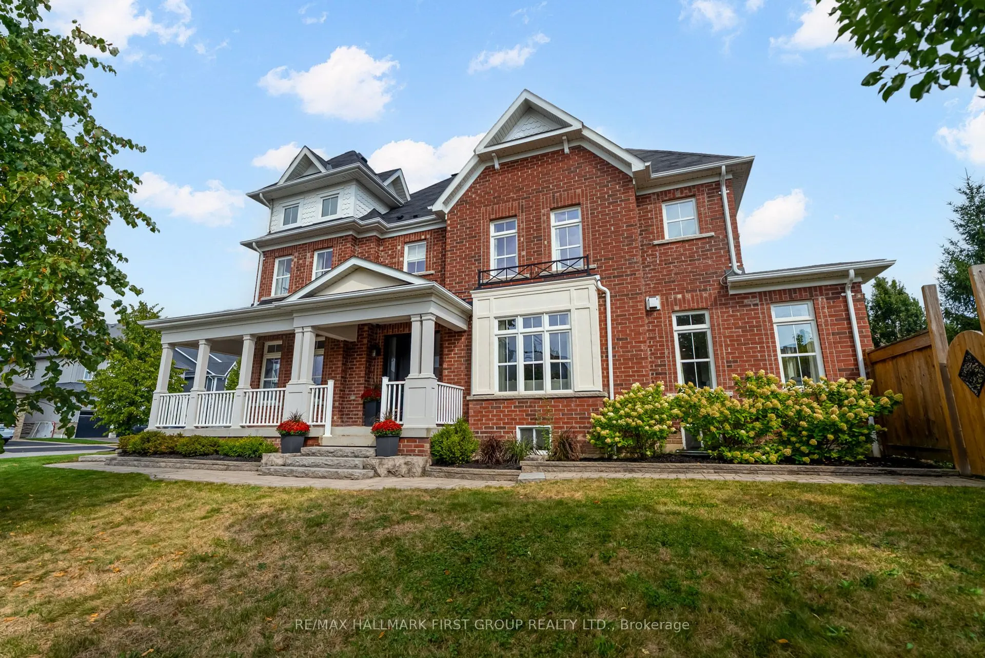 8 Jarrow Crescent