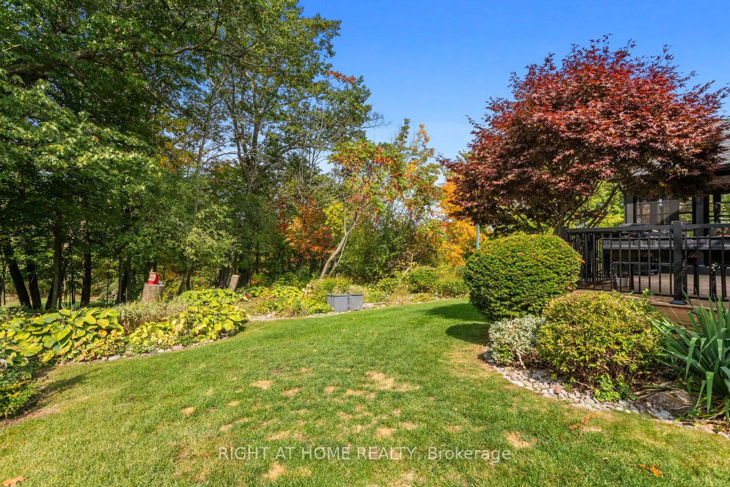 311 Waterbury Crescent