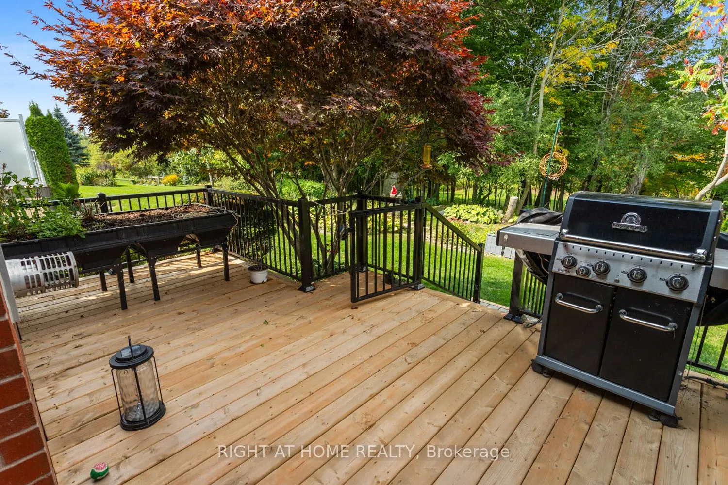 311 Waterbury Crescent