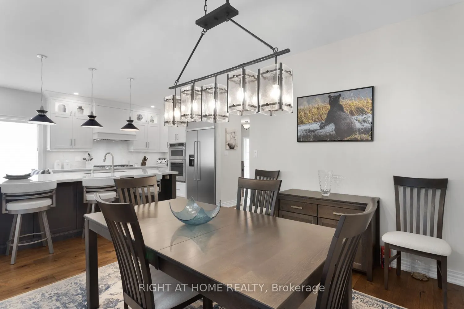 311 Waterbury Crescent
