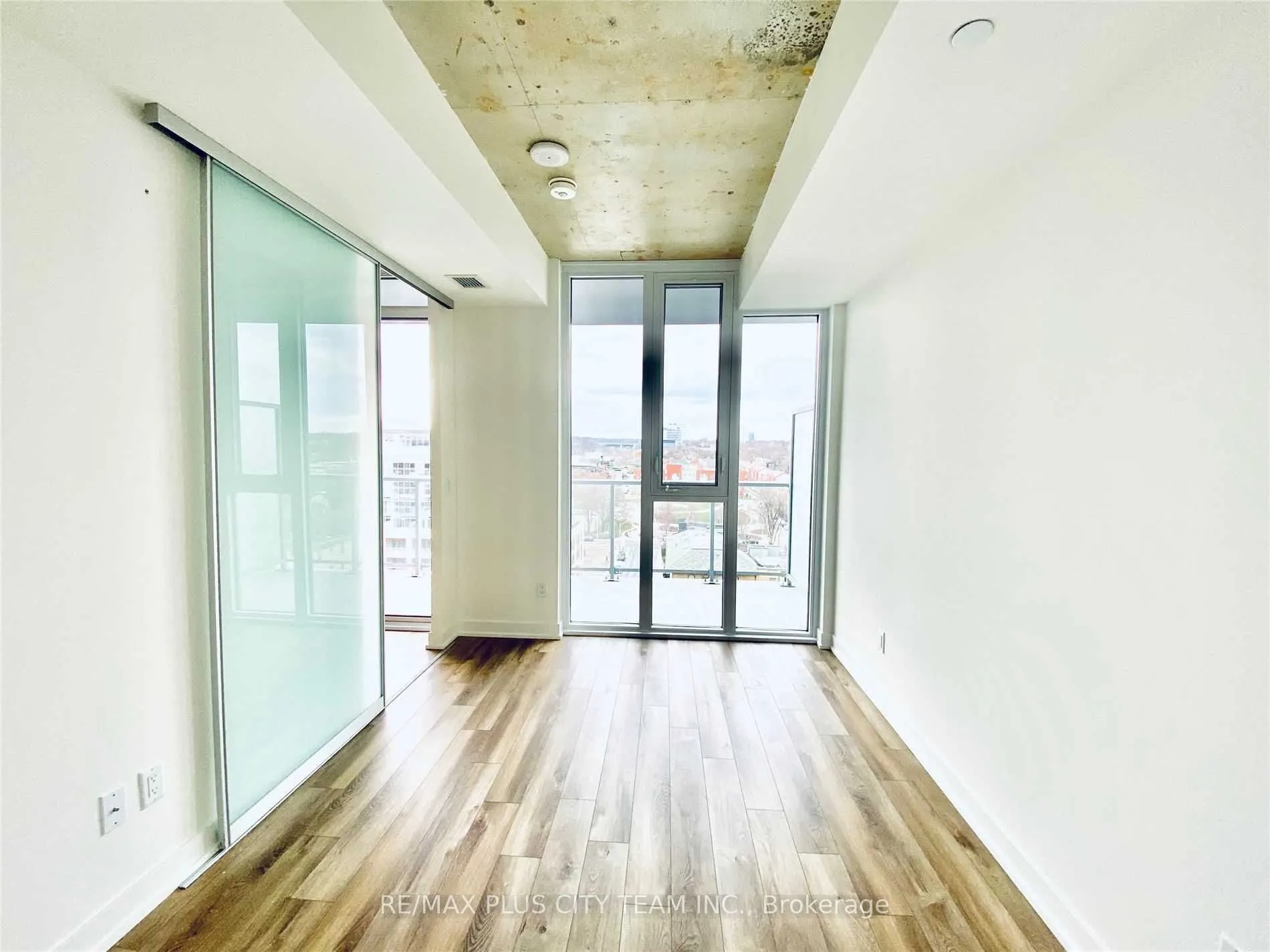 30 Baseball Place, #1023