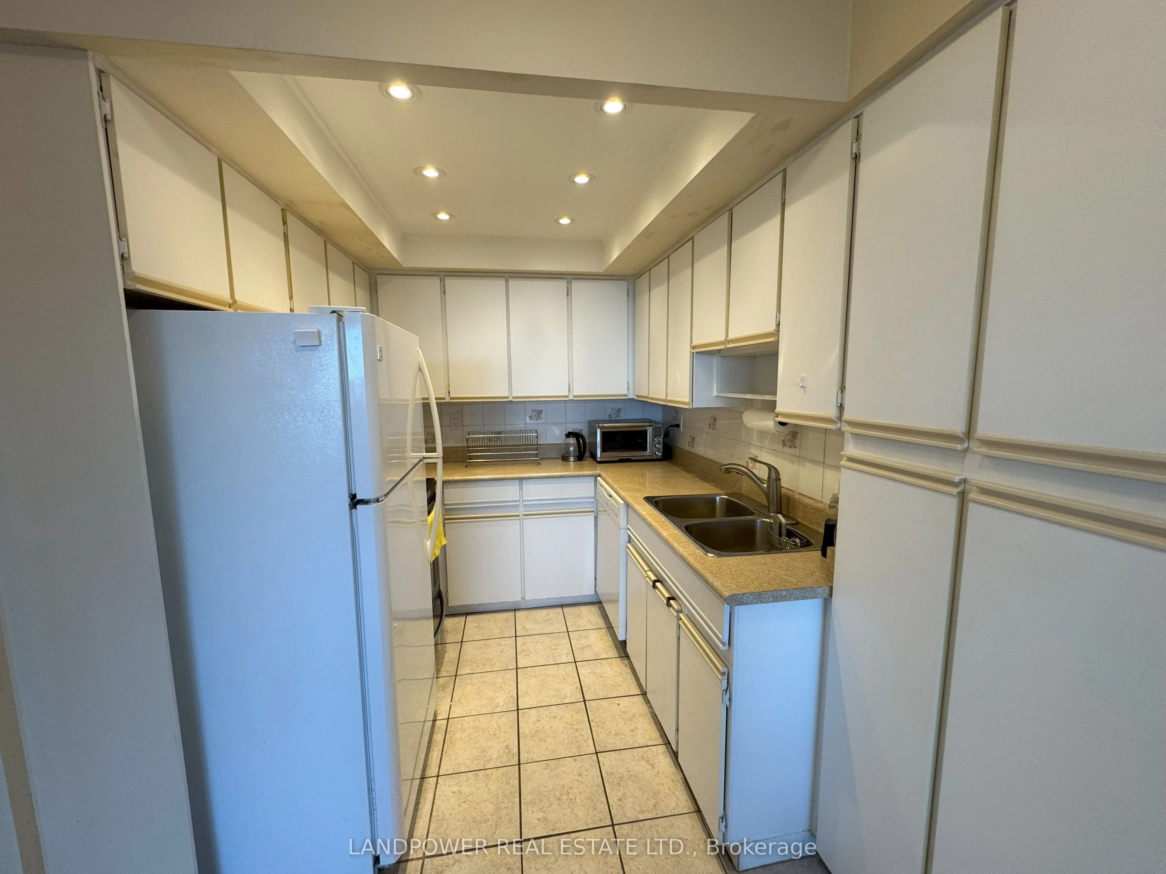 121 Ling Road, #1512