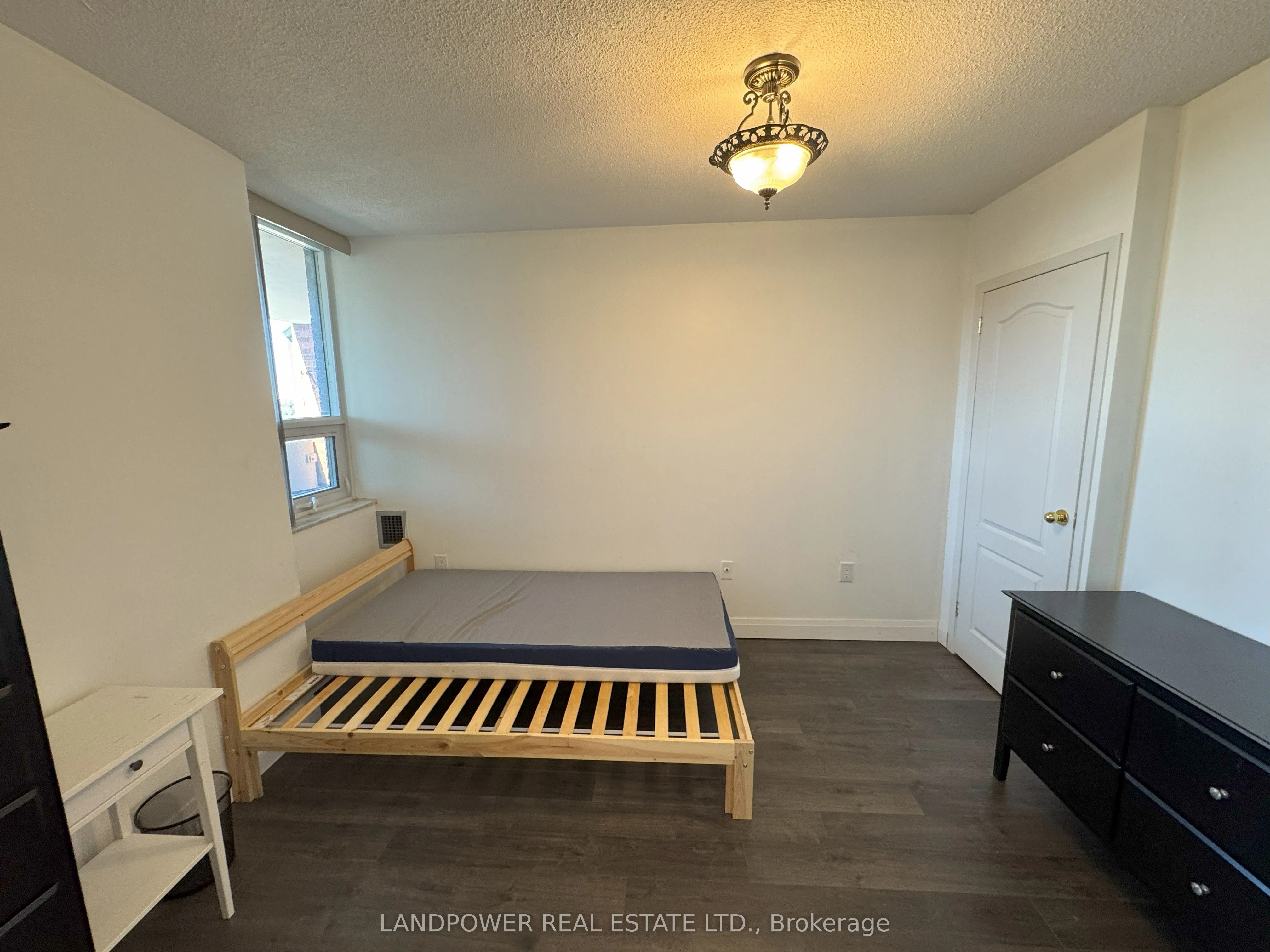121 Ling Road, #1512