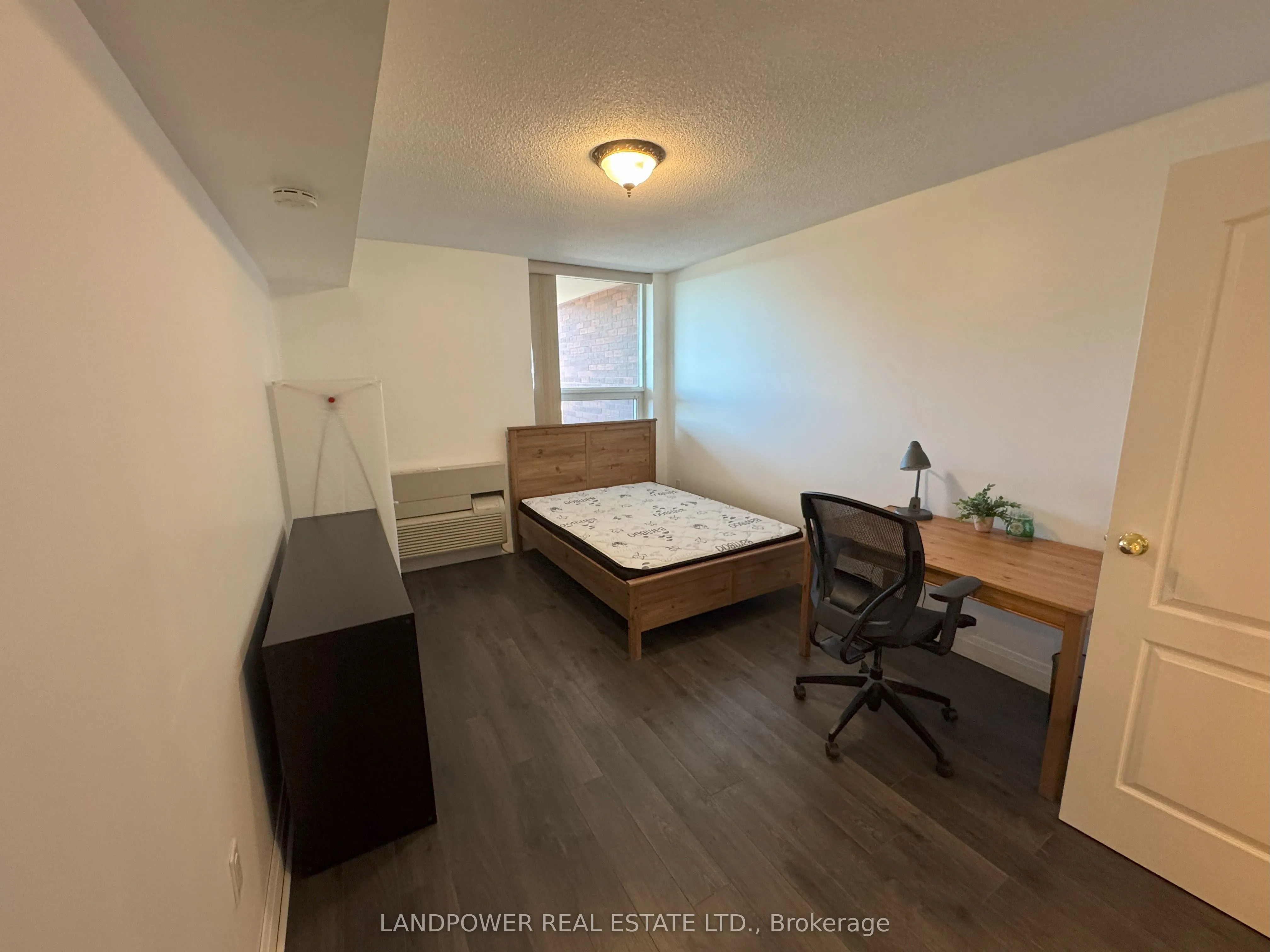 121 Ling Road, #1512