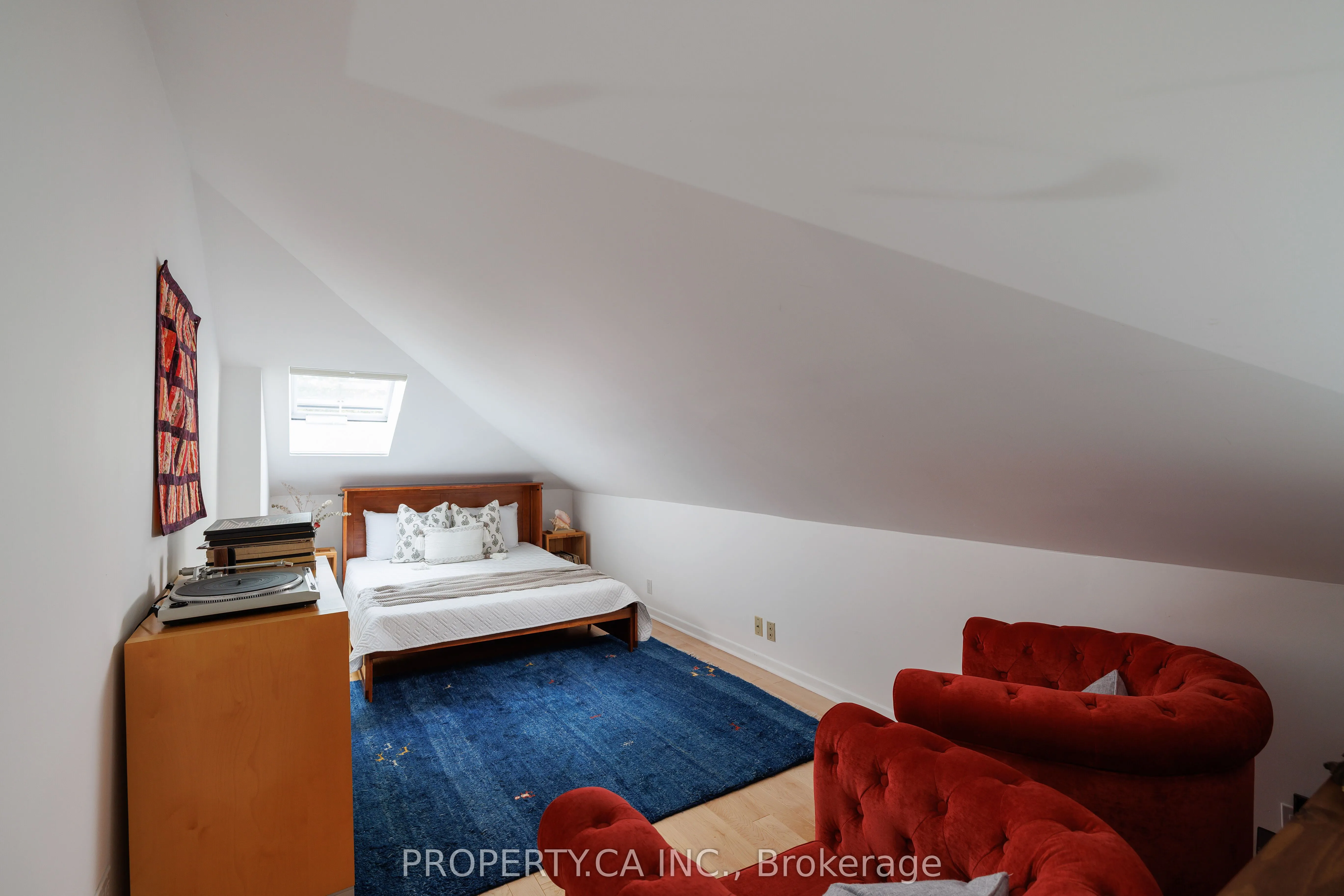 52 Wineva Avenue, #Upper