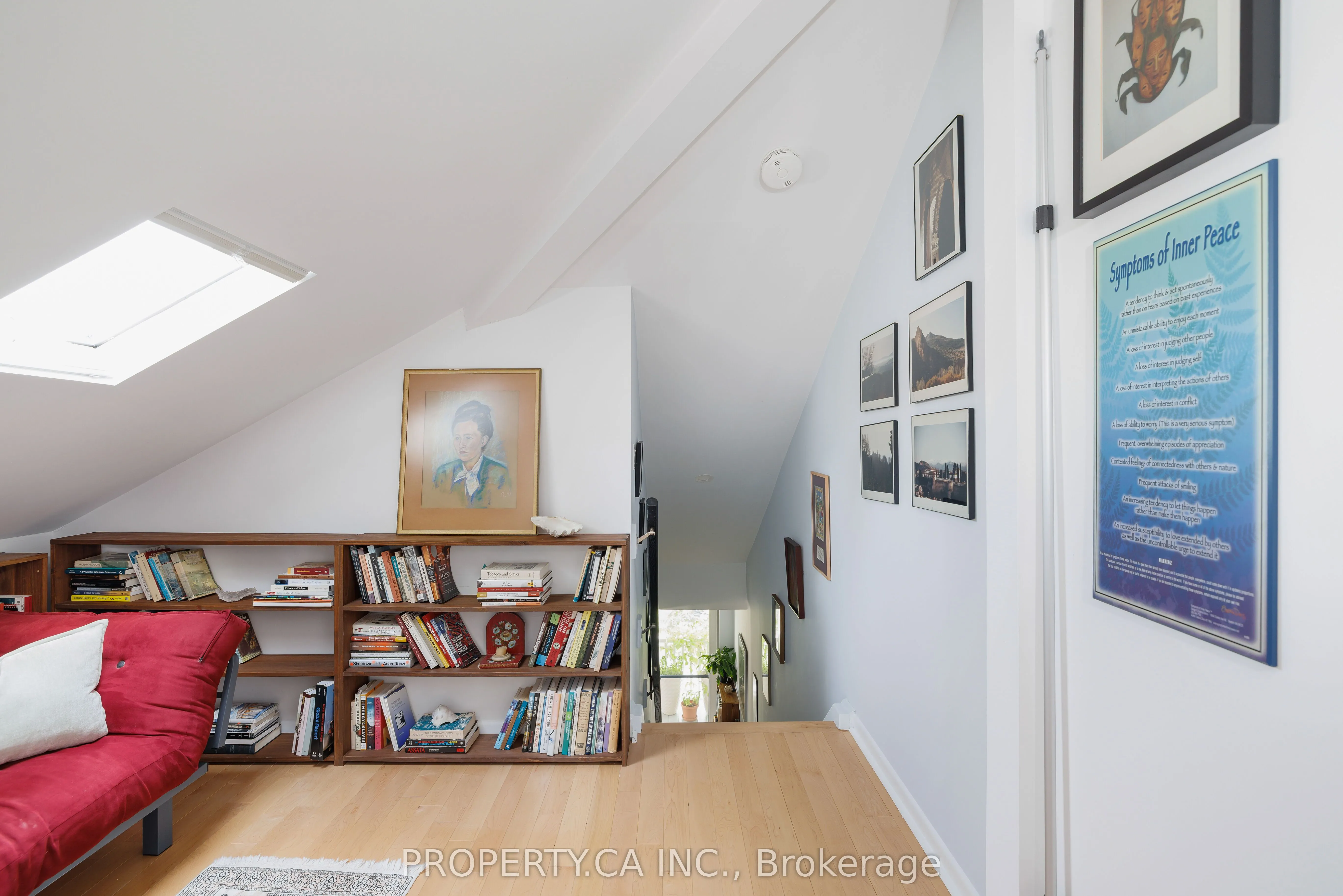 52 Wineva Avenue, #Upper