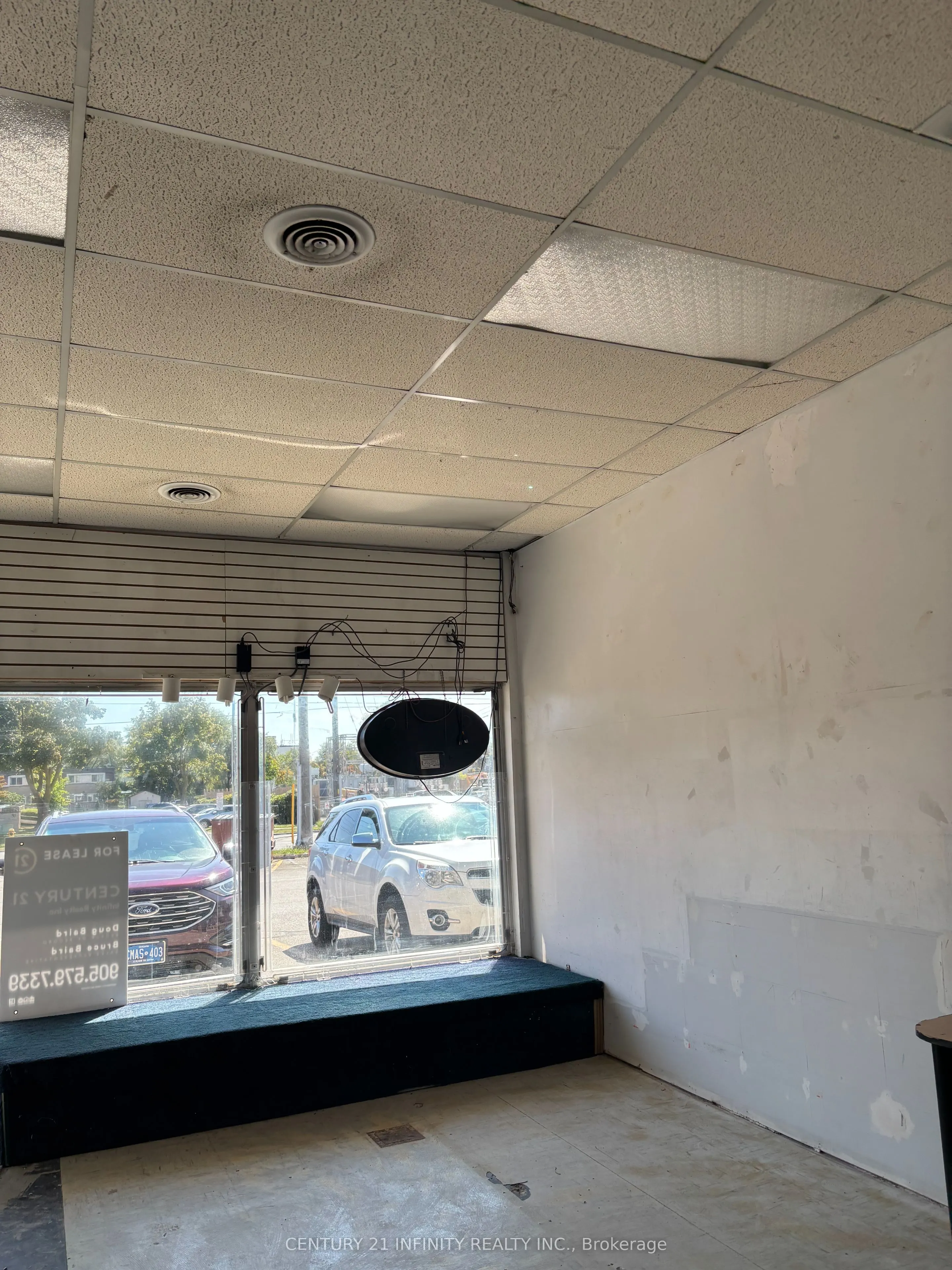 30 taunton Road E, #2