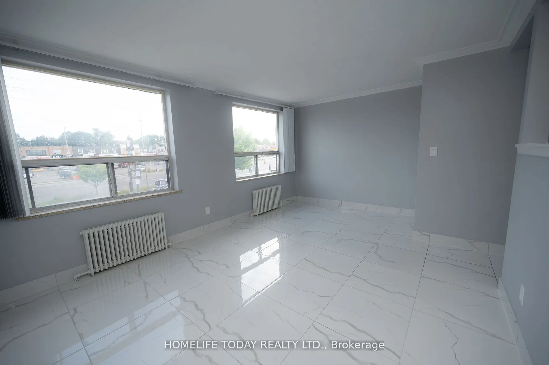 2624 Eglinton Avenue E, #1