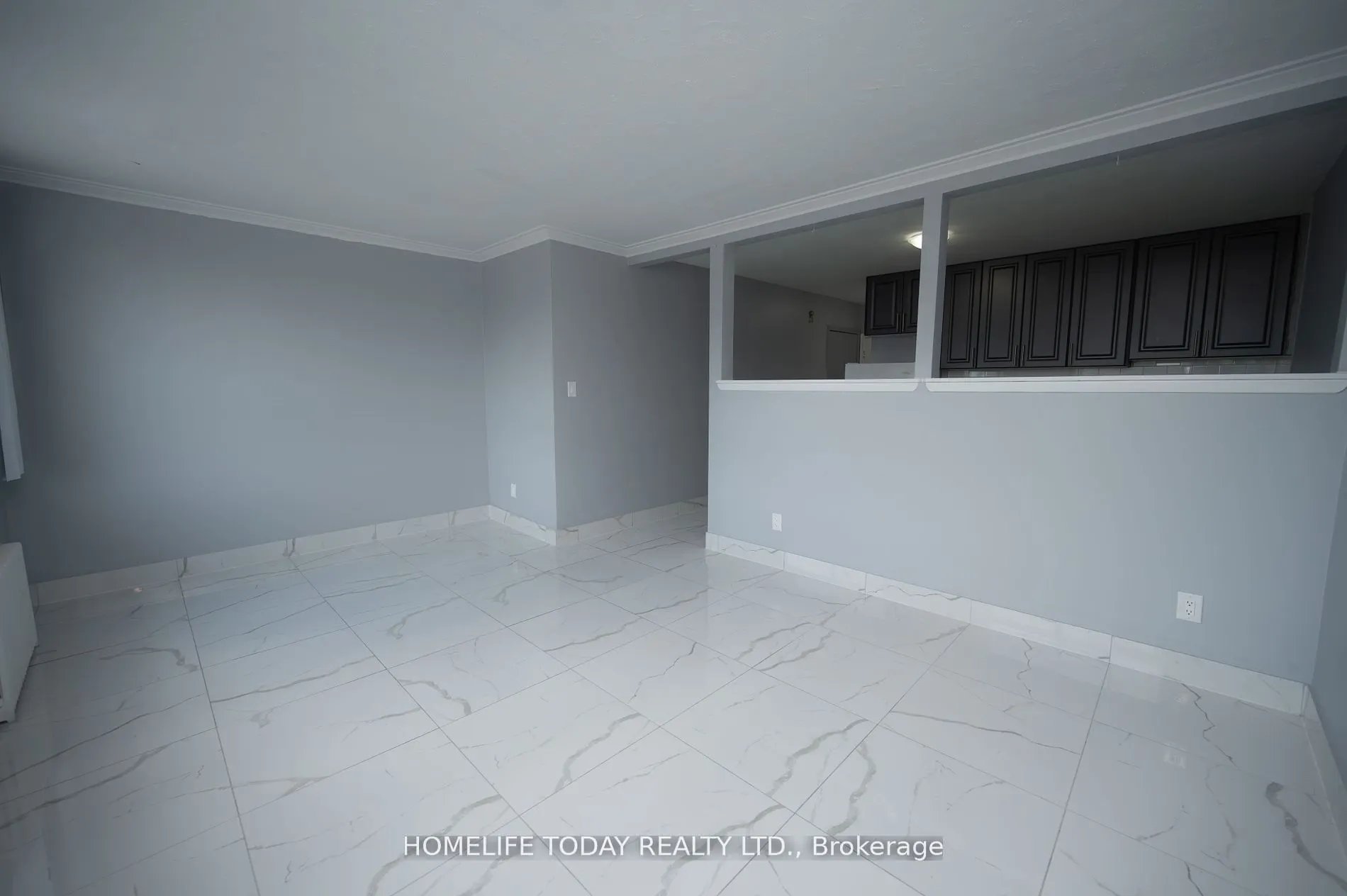 2624 Eglinton Avenue E, #1