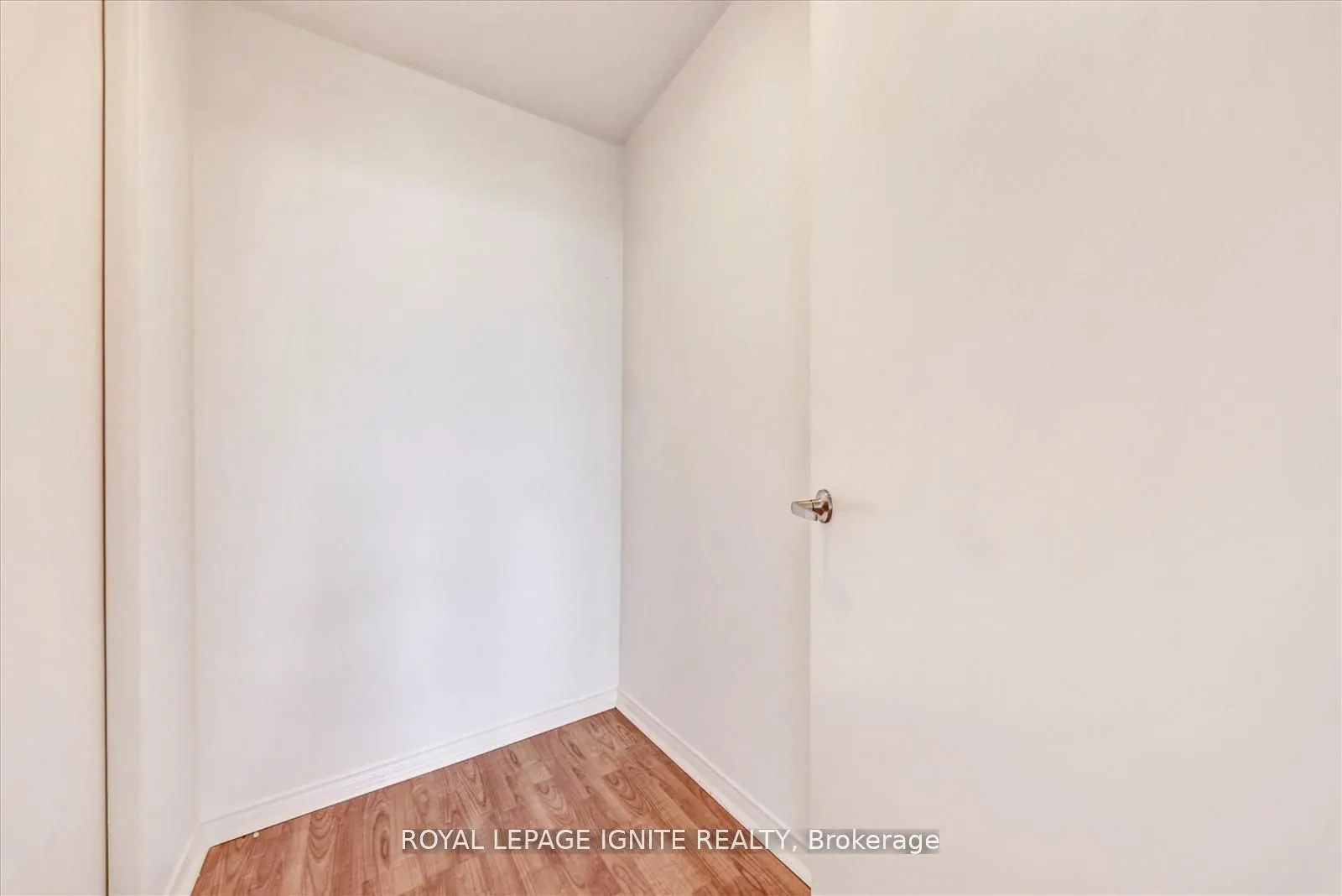 330 McCowan Road, #PH 1914