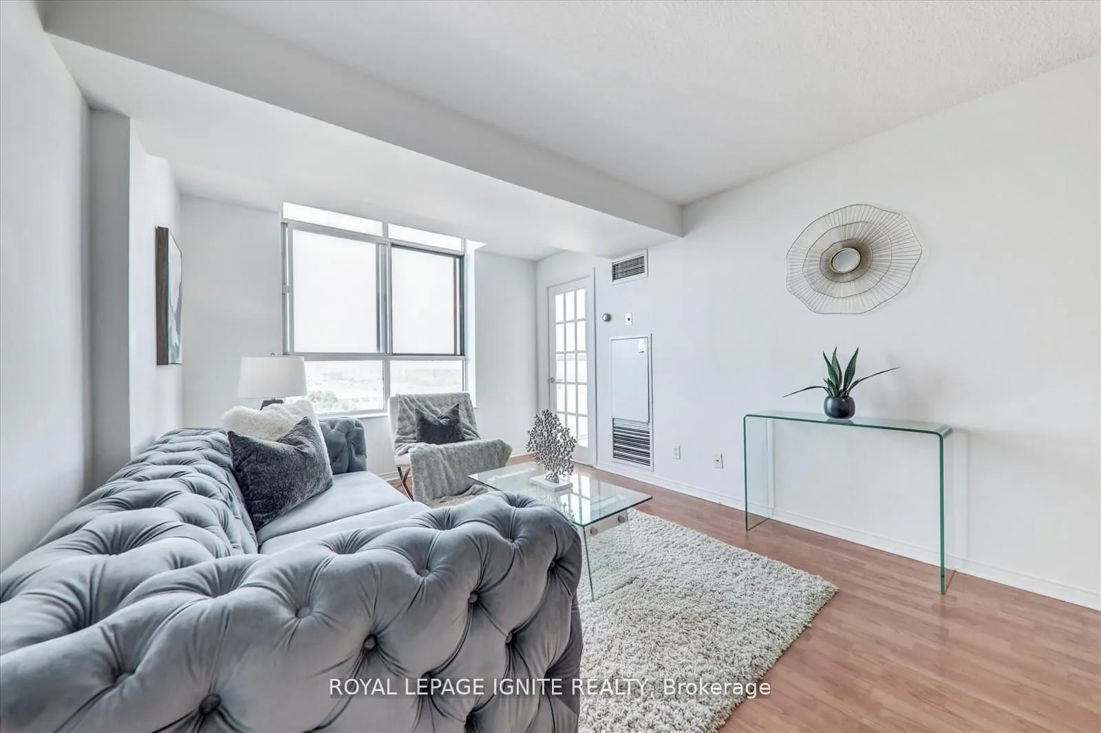 330 McCowan Road, #PH 1914