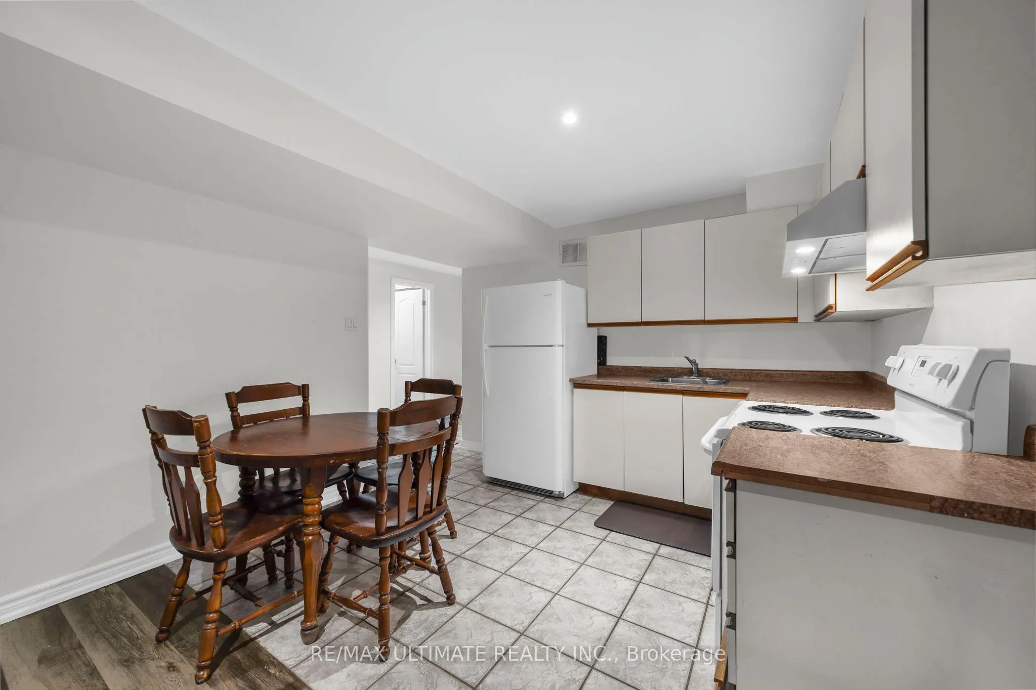 75 Woodville Avenue, #Lower