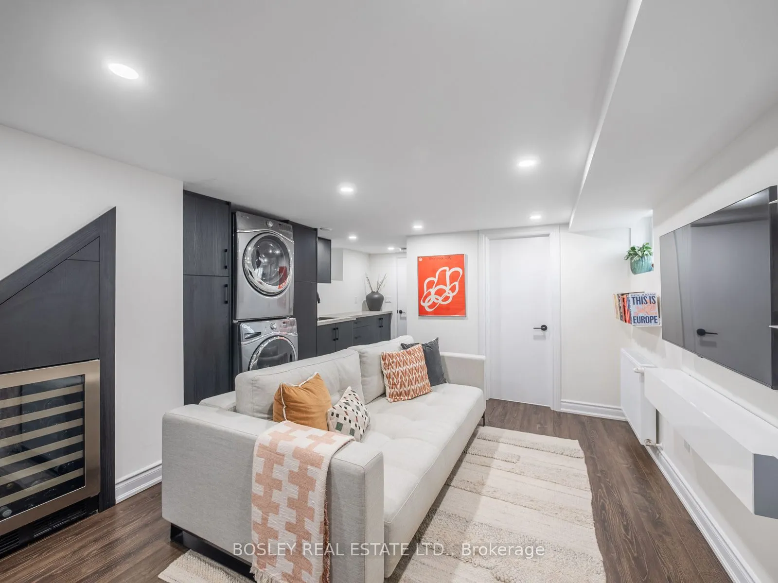 25 Newman Avenue