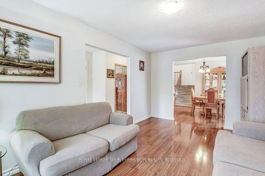 36 Stirling Avenue