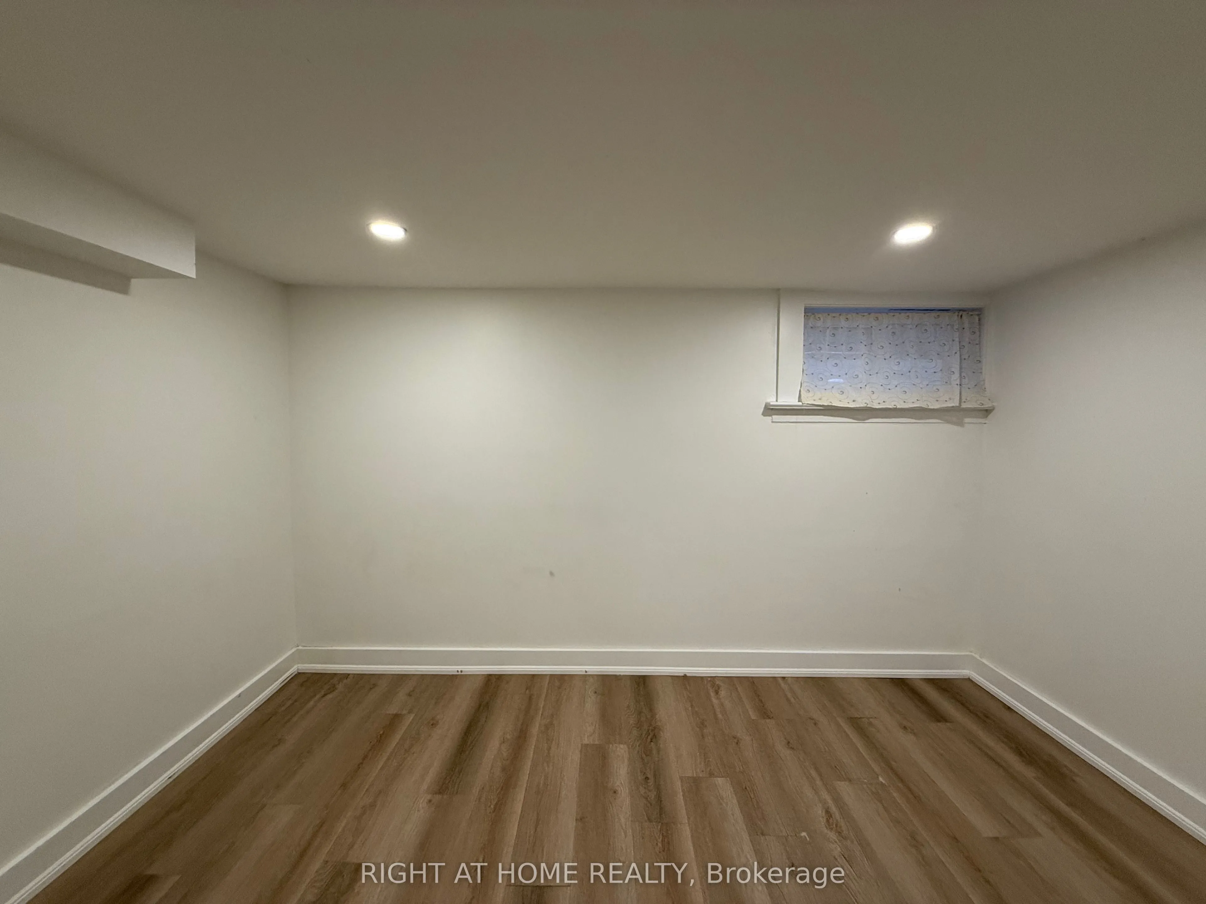 22 Glenside Avenue, #Lower