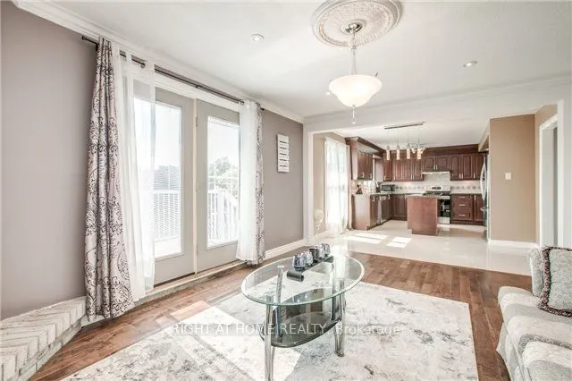 28 Hawkstone Crescent