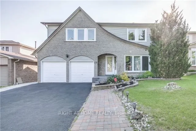 28 Hawkstone Crescent