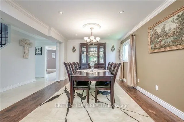 28 Hawkstone Crescent