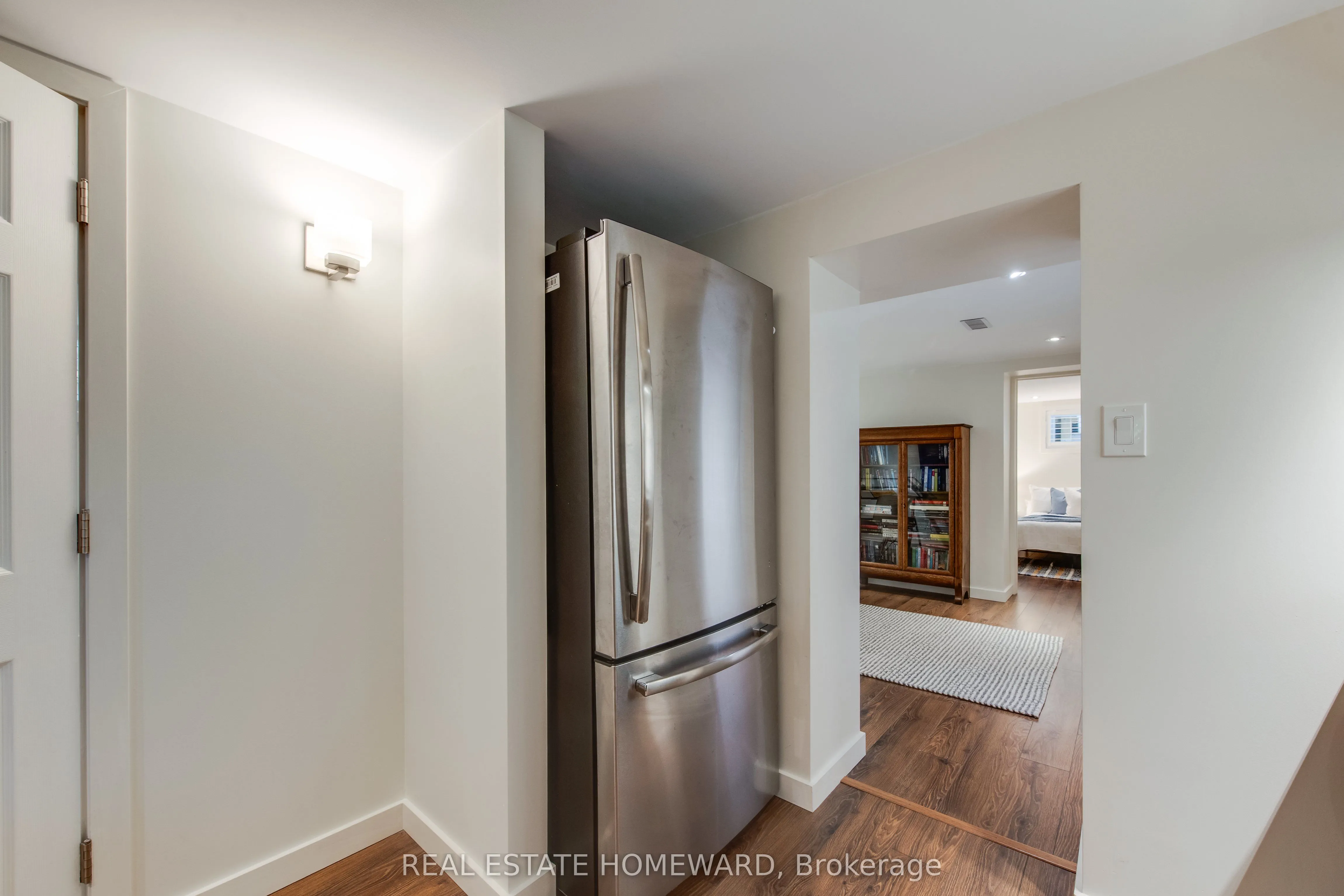 52 Harewood Avenue