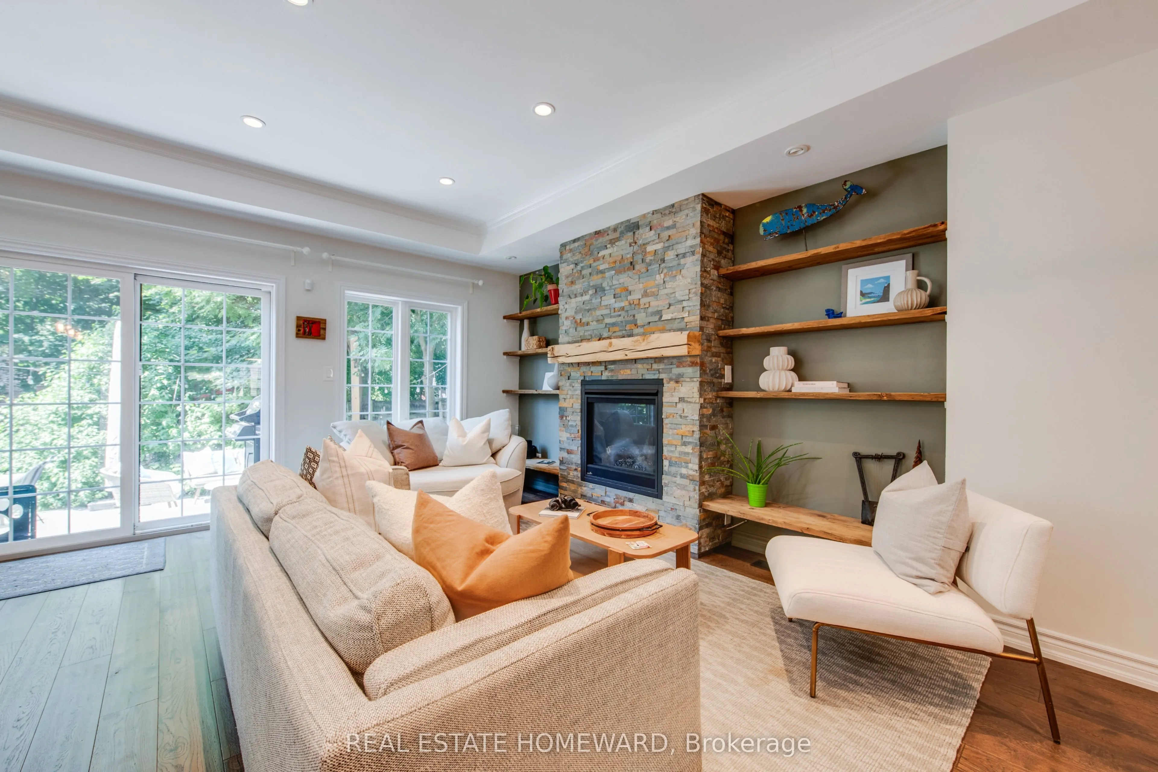 52 Harewood Avenue