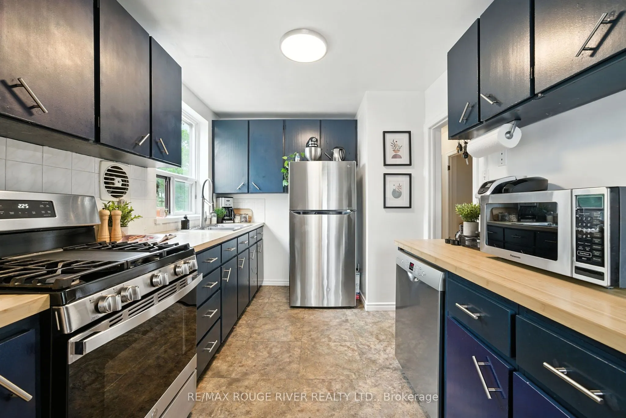 51 Elfreda Boulevard