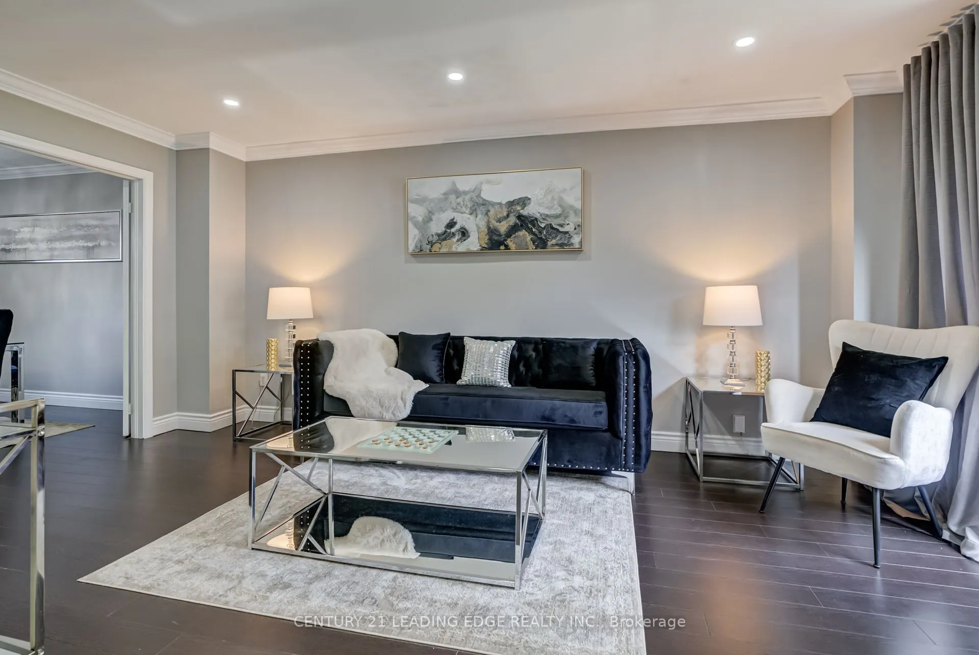 350 Ellesmere Court