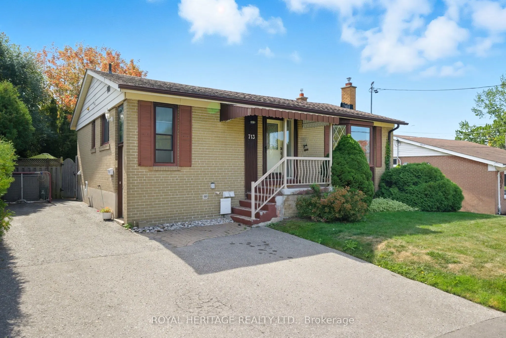 713 Burns Street W, #Main