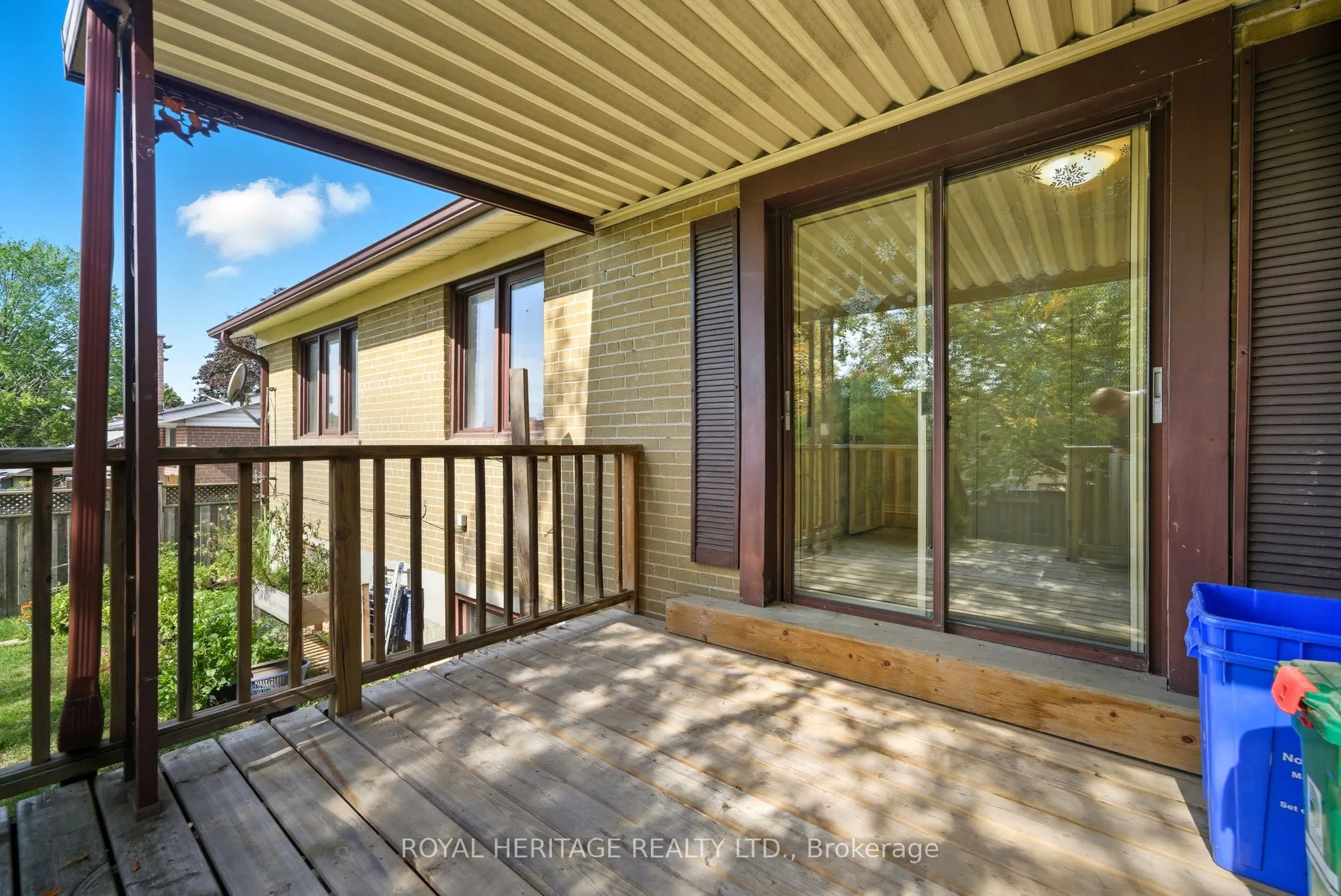 713 Burns Street W, #Main