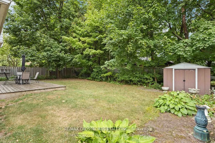 3 Bowater Drive
