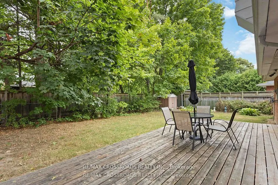 3 Bowater Drive