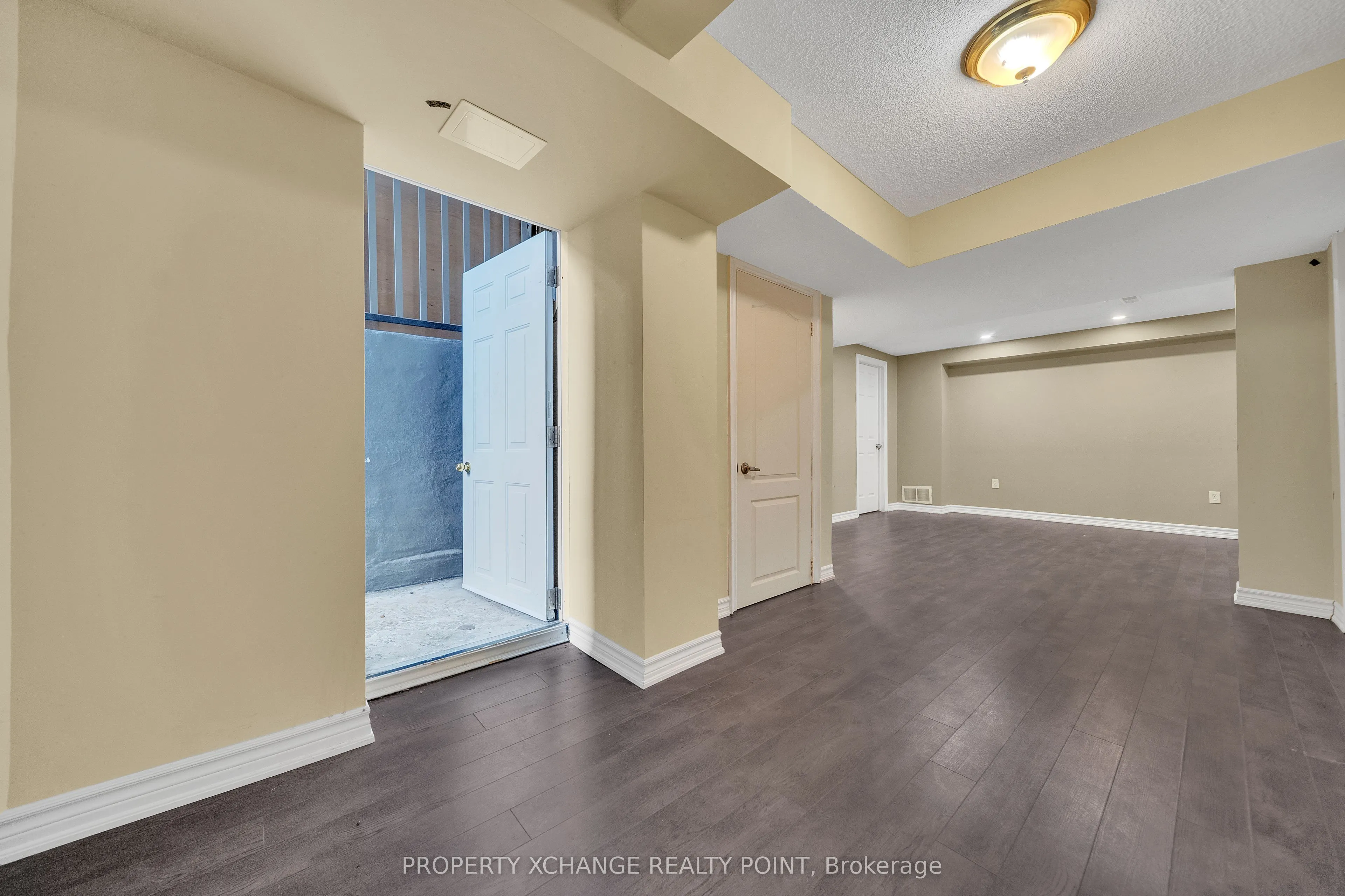 45 Bradbury Crescent