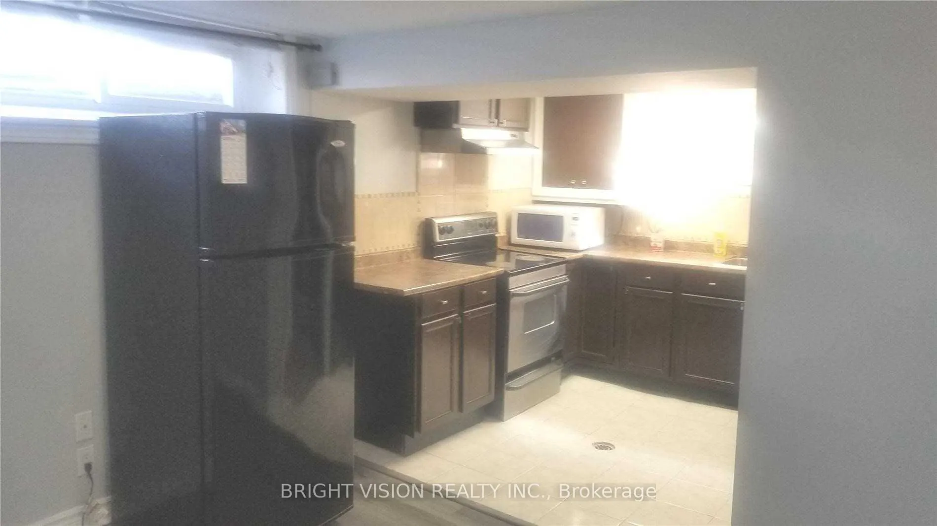 18 Stoney Creek Drive, #Lower