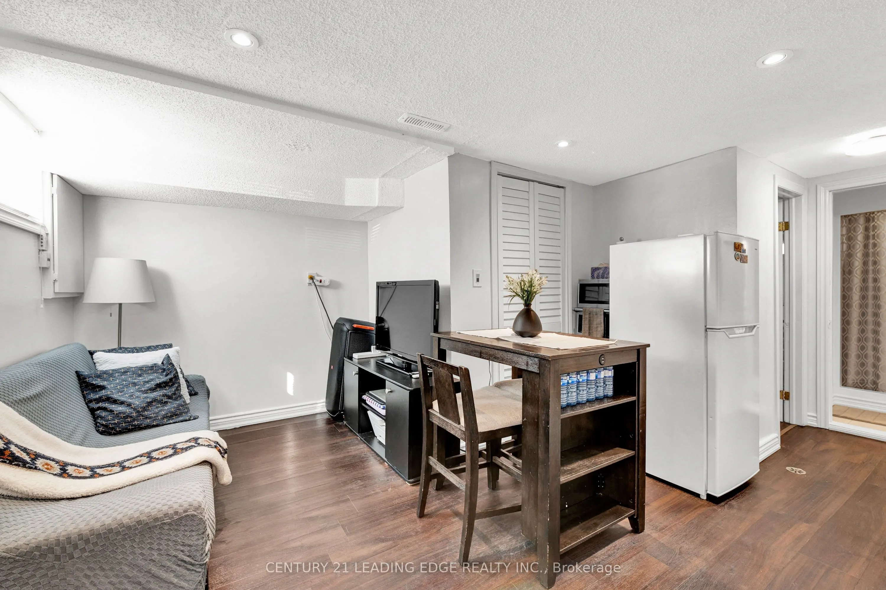 740 Kennedy Road, #42