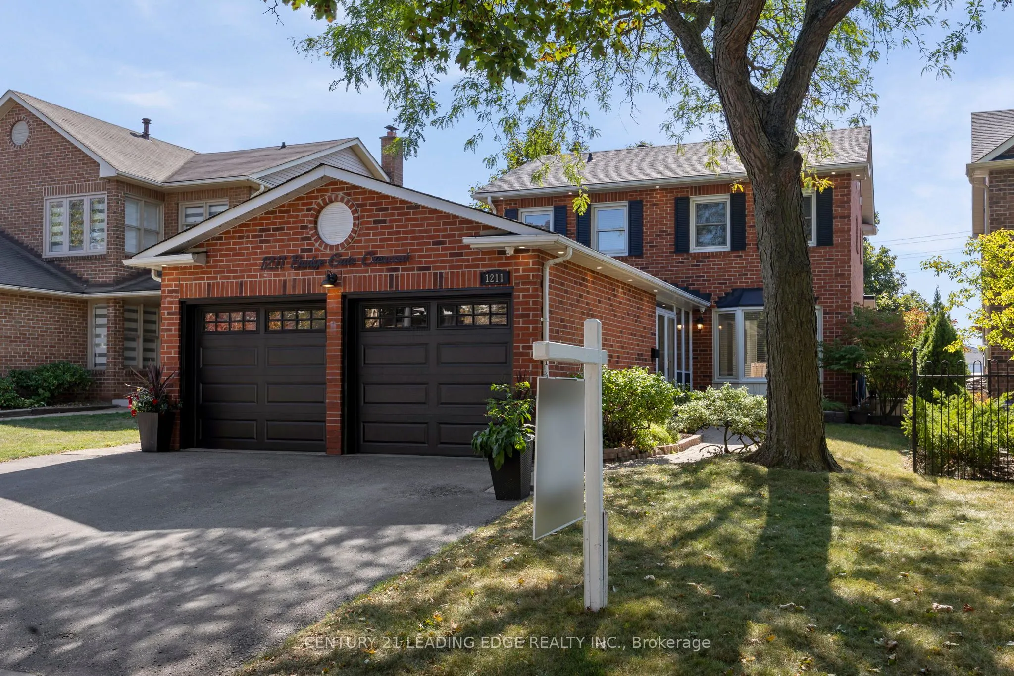 1211 Bridge Gate Crescent
