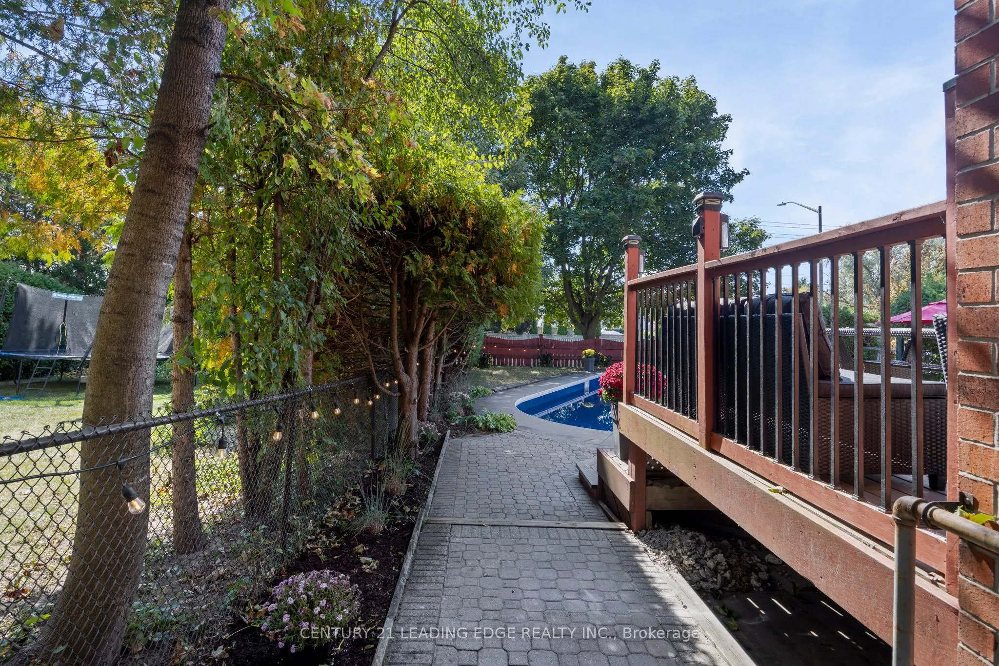 1211 Bridge Gate Crescent