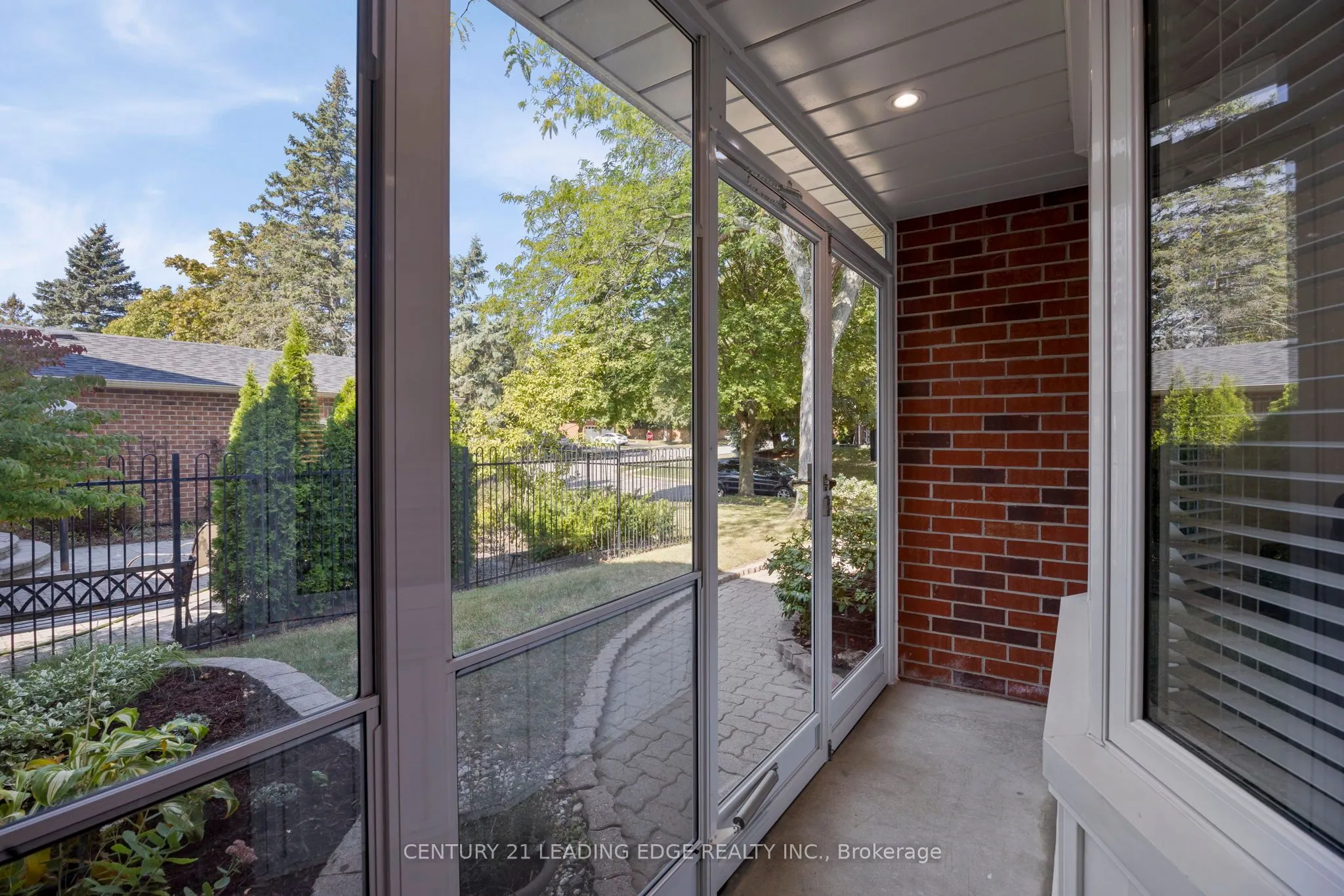 1211 Bridge Gate Crescent
