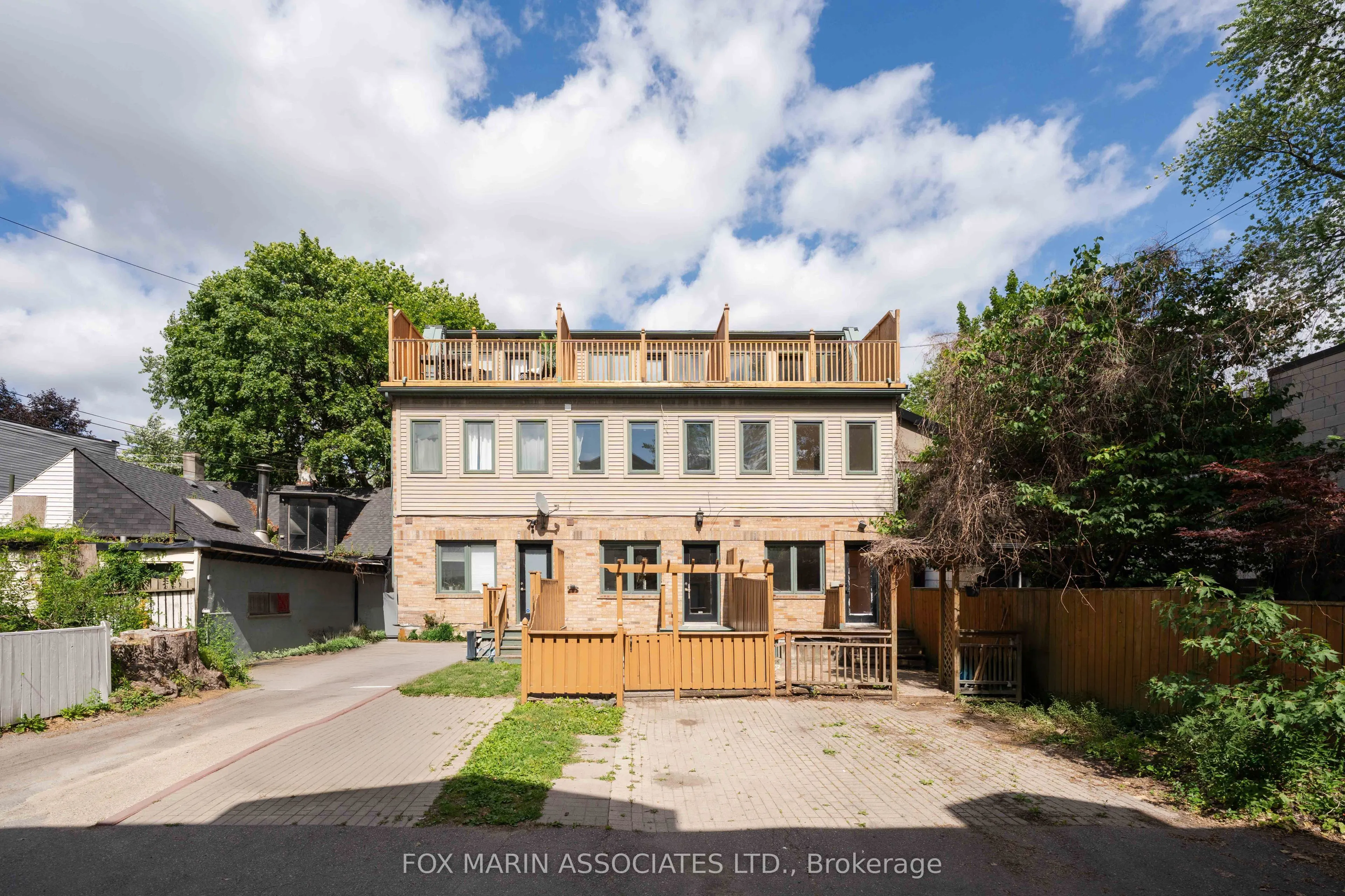 20 Lewis Street